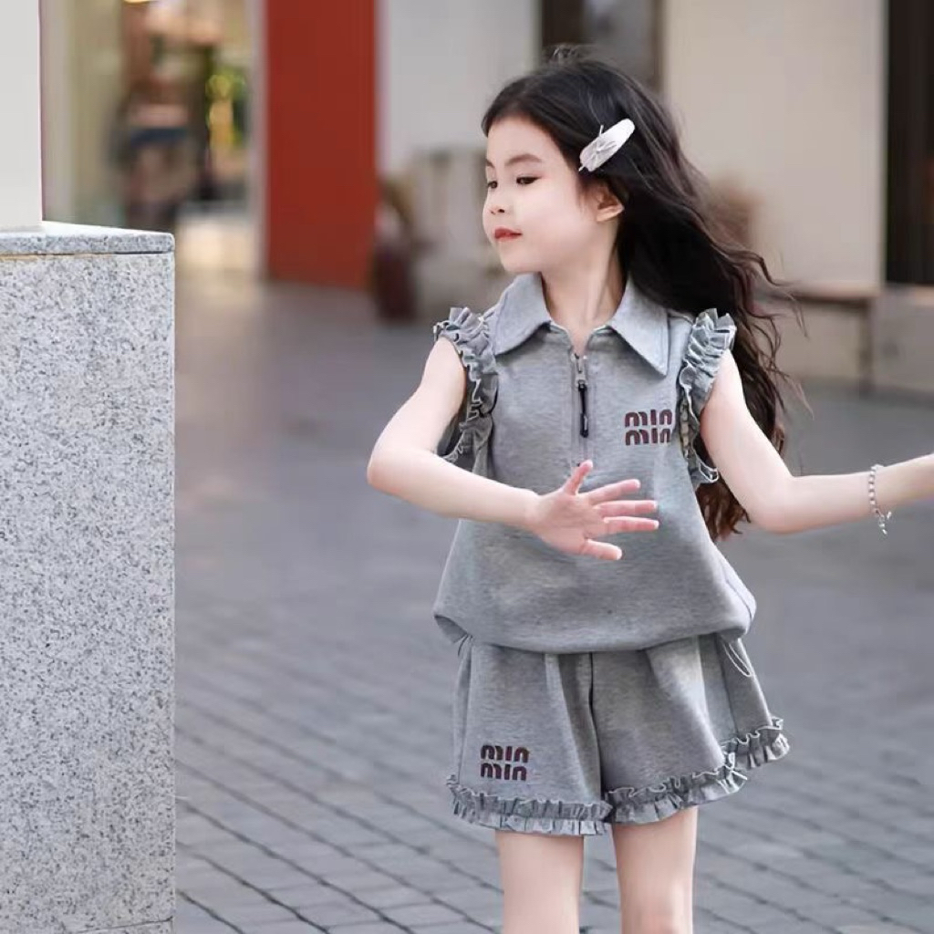 [Namsaii kids] G-024🔥พร้อมส่ง🔥ชุดเซท2ชิ้น ชุดเด็กผู้หญิง เสื้อแขนกุดมีปก+กางเกงขาสั้น สีเทาสุดพรีเมียม  สไตล์เกาหลี