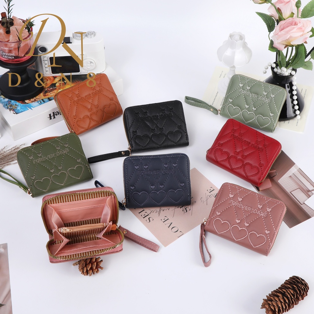 SS125#กระเป๋าสตางค์ใบสั้น 📌มีซิปใบสำหรับใส่เหรียญ 📌มีช่วงใส่บัตรงทั้งหมด4ช่อง 📌วัดสุด:หนังPU รุ่นใหม่！