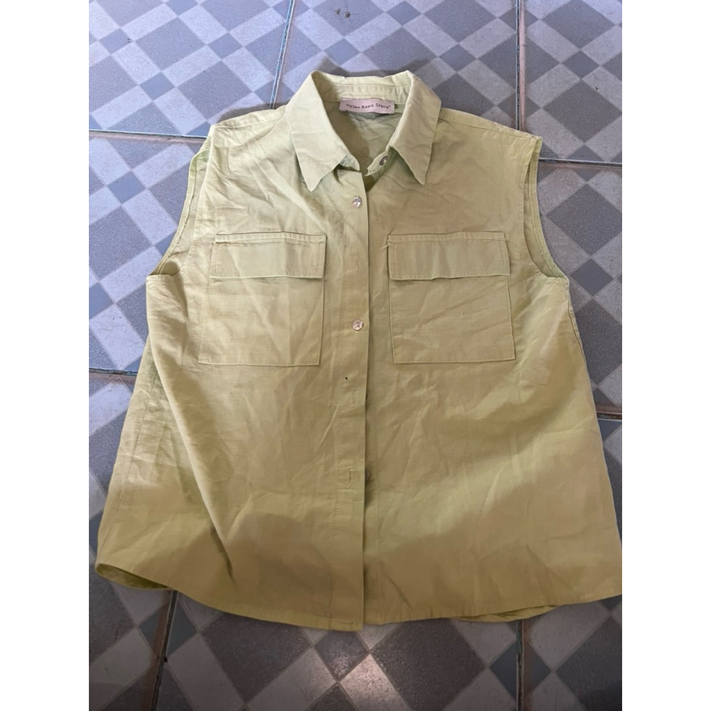 เสื้อ  valen basic store มีตำหนิ