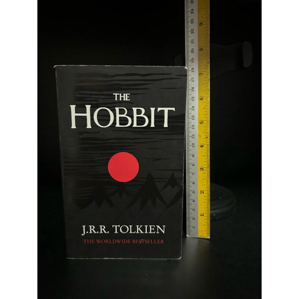 หนังสือมือสอง Used : English | The Hobbit  (J.R.R. Tolkien) #the classic work of fantasy