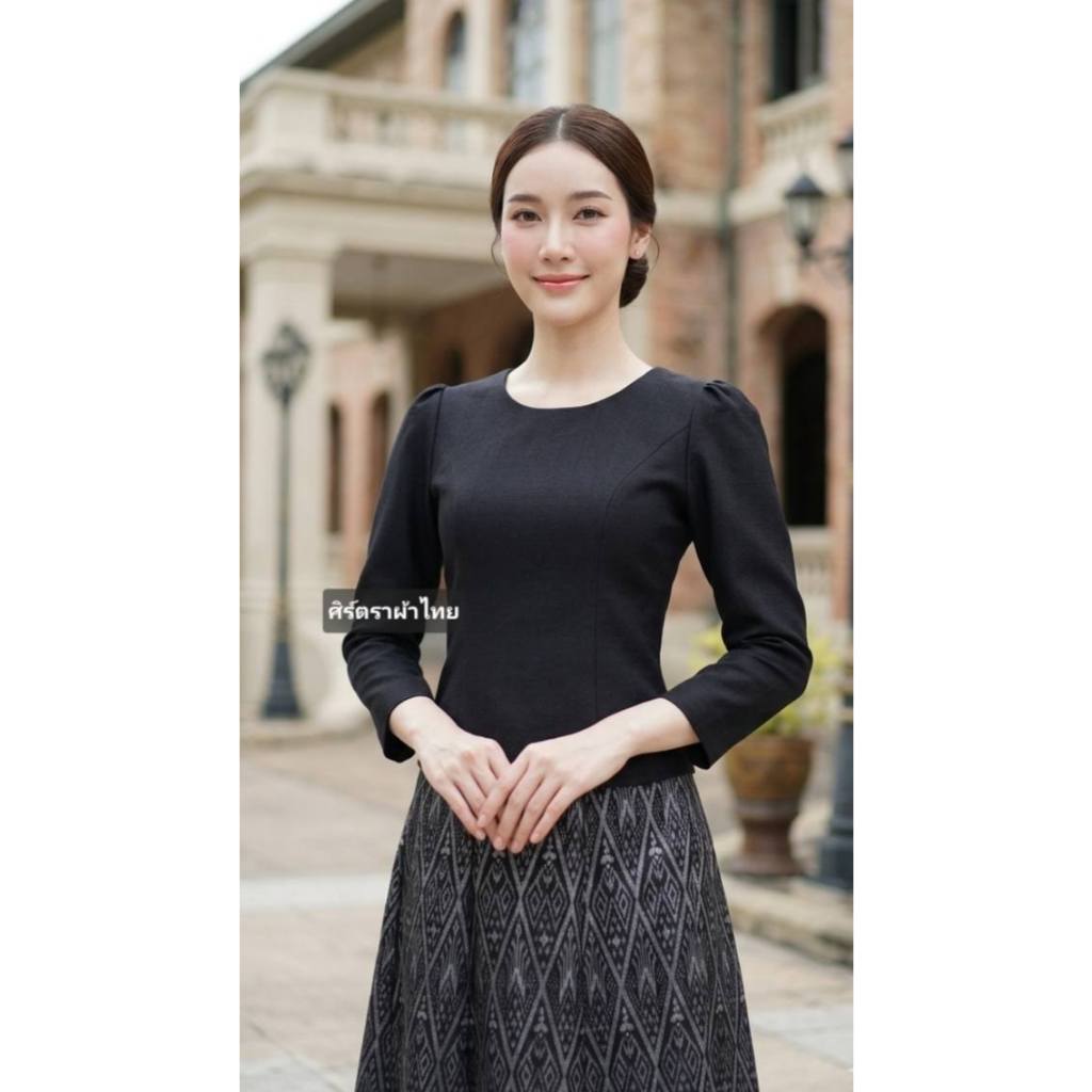 เสื้อผ้าฝ้ายดักแด้คอกลมสีดำซิปหลัง (ดด02)