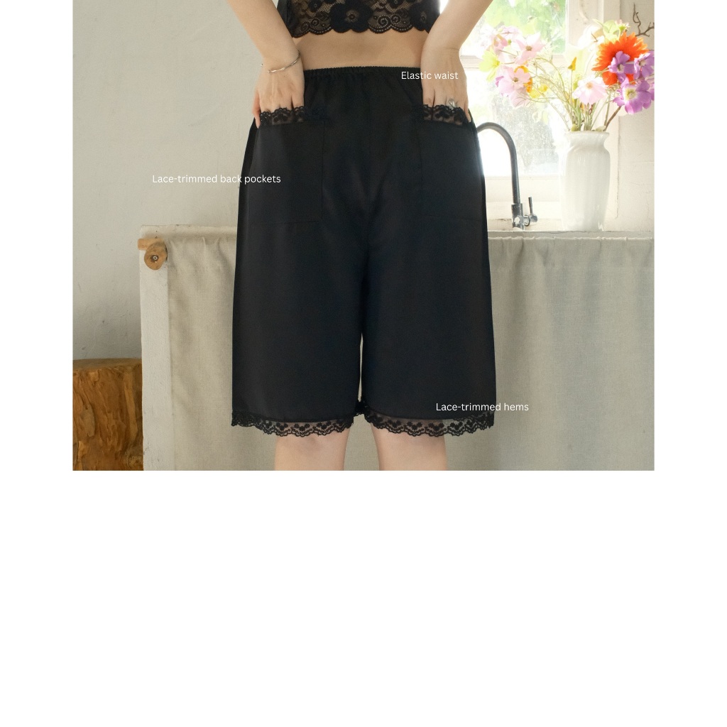CAMELLIA LACE SHORTS___ALYN.CO