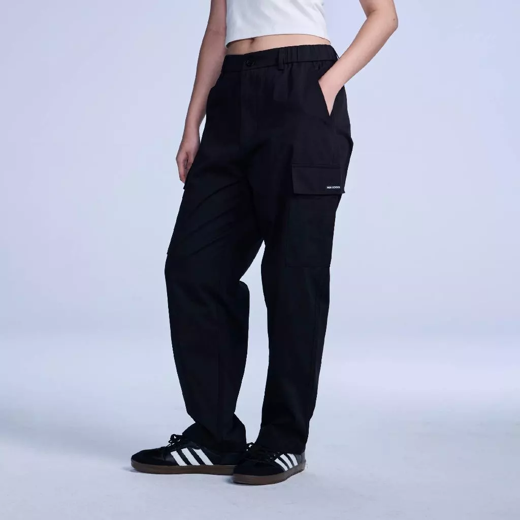 Highschool Basic Collection : Routine Nylon Cargo Pants - กางเกงคาร์โก้ขายาวผ้าไนลอน - BTB36715
