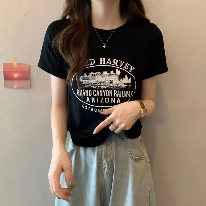 พร้อมส่งในไทย** เสื้อยืดคอกลมลำลอง ผ้านิ่มยืดได้เล็กน้อย สกรีนลายด้านหน้า Y328
