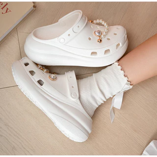 Classic Crush Clog รองเท้าใส่สบายทั้งชายหญิง มีสีขาวครีม ดีไซน์โมเดิร์น ใส่ประจำวันได้เลย พร้อมส่ง