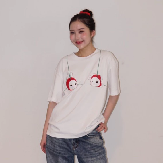 HausofJane - Cherry Bunny Oversized Tee เสื้อโอเวอร์ไซซ์กระต่ายเชอร์รี่