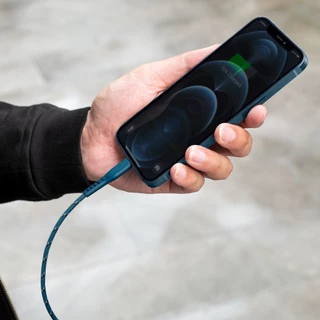 Energea สายชาร์จ ไอโฟน USB A to Lightning 1.5M Anti-Oxidation รุ่น NyloFlex
