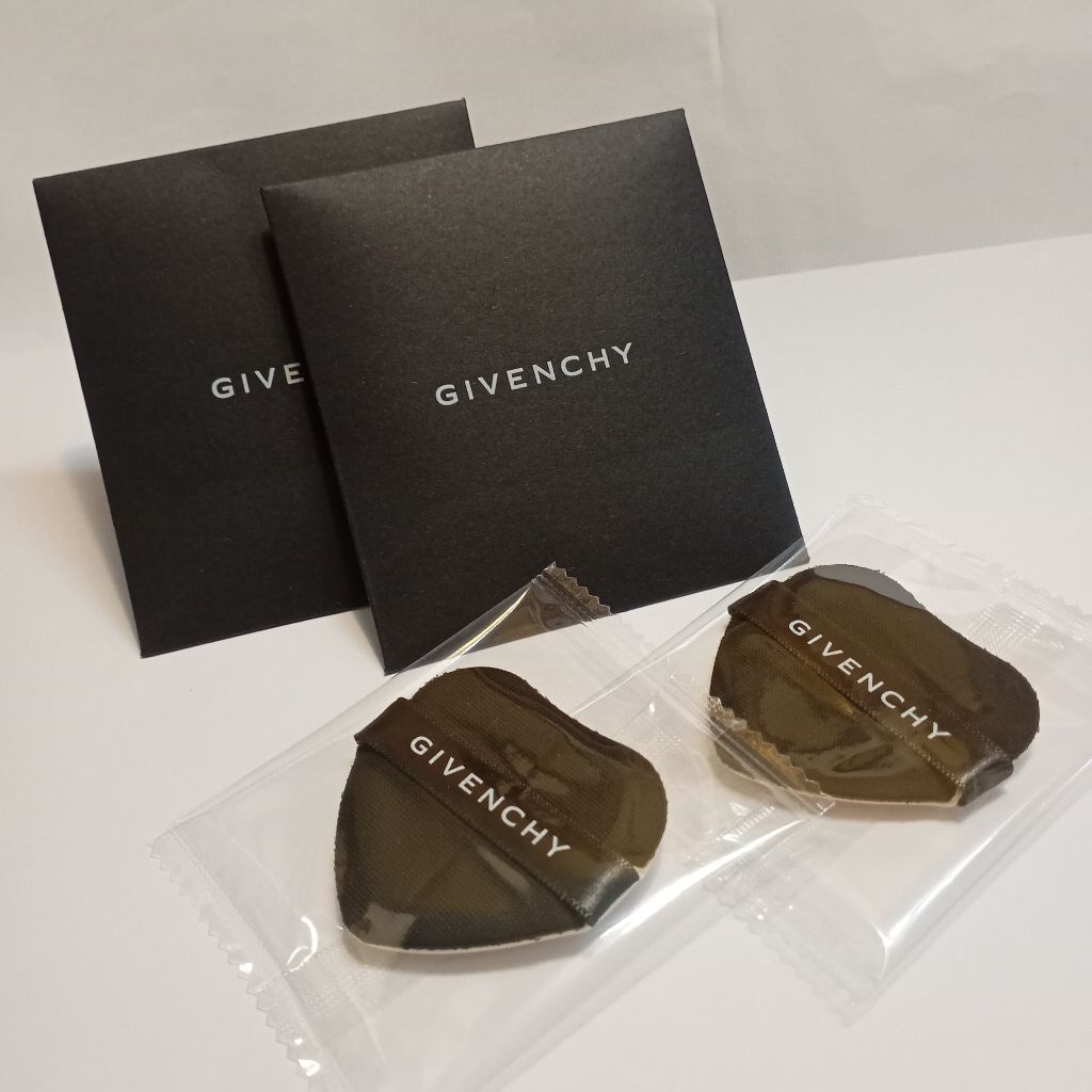 พัฟแต่งหน้า จาก GIVENCHY (ของแท้ใหม่มือ 1 พร้อมส่ง)