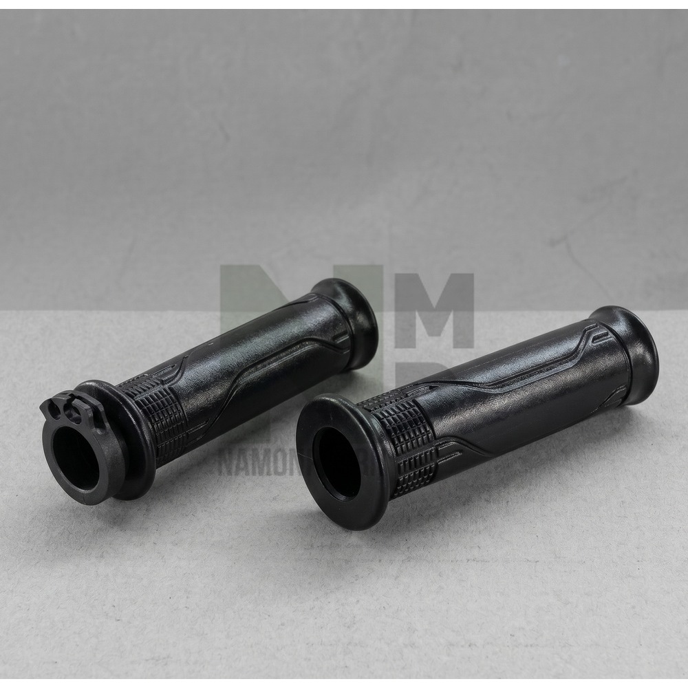 ปลอกมือ ปลอกเร่ง FORZA 300 2013-2017 แท้ HONDA HANDLE GRIP L+R  K  70