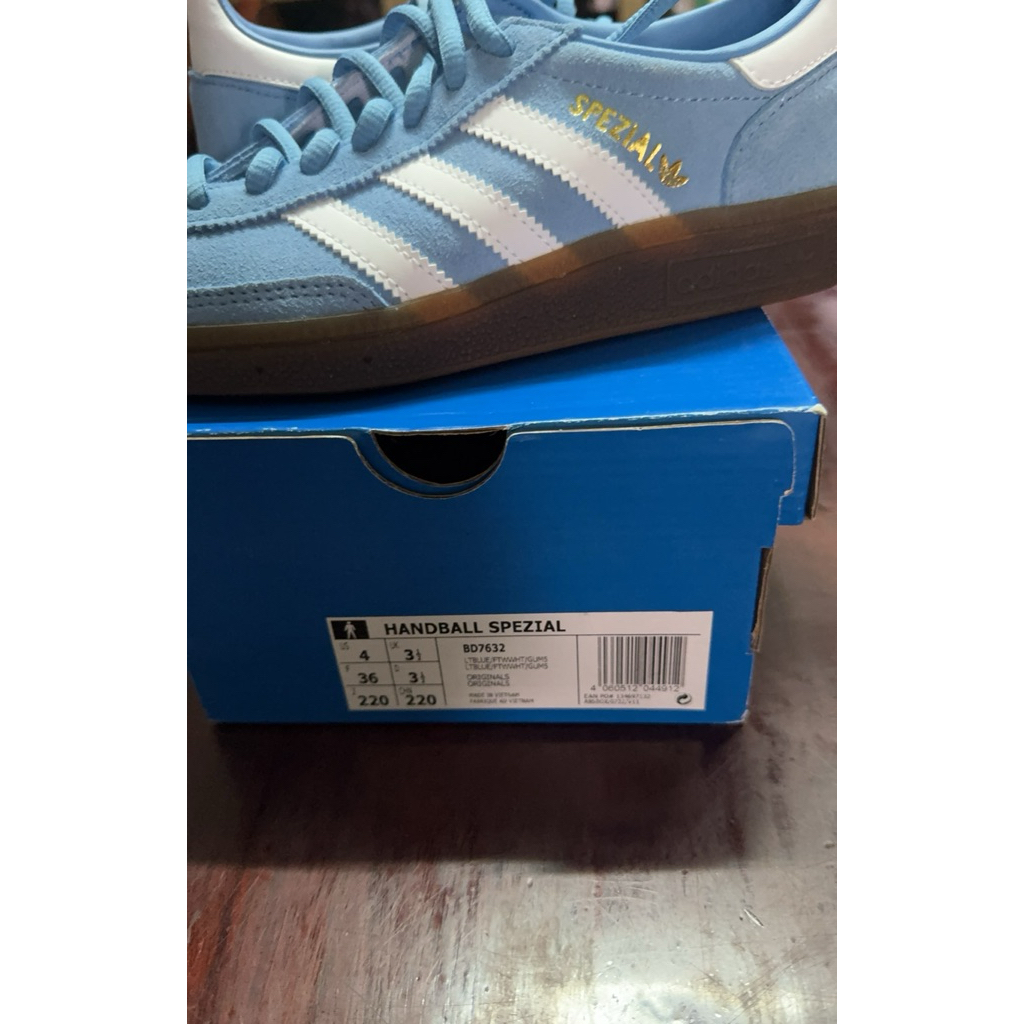 [พร้อมส่ง] รองเท้า Adidas Handball Spezial 'Light Blue' (BD7632) ของแท้ 100% มือหนึ่งพร้อมกล่อง