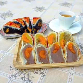 🥮1แถม1🥮 ขนมเปี๊ยะบางกรวย ขนมเปี๊ยะไข่เค็ม ขนมเปี๊ยะ ไซส์ L 450 กรัม