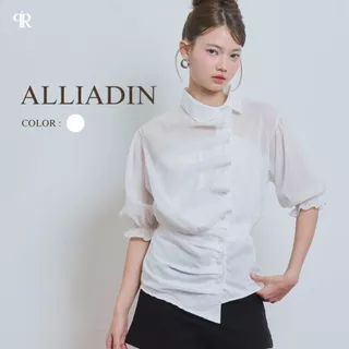Panchitar Alliadin – เสื้อเชิ้ตผ้าบาง แถมเกาะอกลูกไม้ โดดเด่นด้วยดีเทลการจับย่นด้านหน้าเพิ่มมิติที่ดูไม่เหมือนใคร
