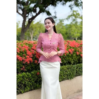 เสื้อลูกไม้รุ่น-มรกต แขนยาว 5ส่วน คอวี ตกแต่งกระดุมแกะได้