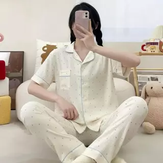 NEW ชุดนอนผ้าไหมญี่ปุ่นผ้านุ่มยืดใส่สบาย แขนสั้นขายาว แต่งลายน่ารักเรียบง่าย สินค้าพร้อมส่งไทย