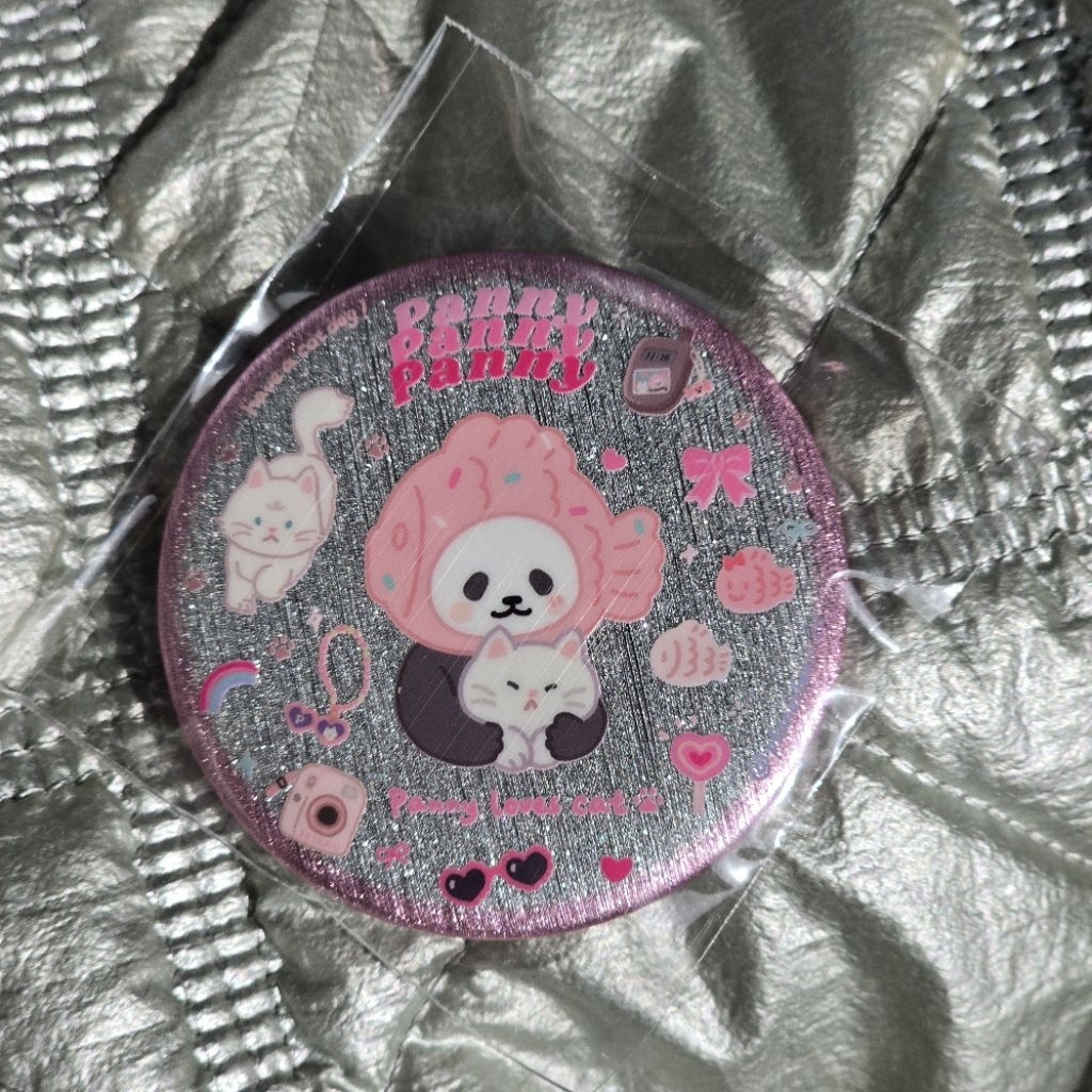 "พร้อมส่ง" เข็มกลัด Penny​ จาก​ Planet​ Bear