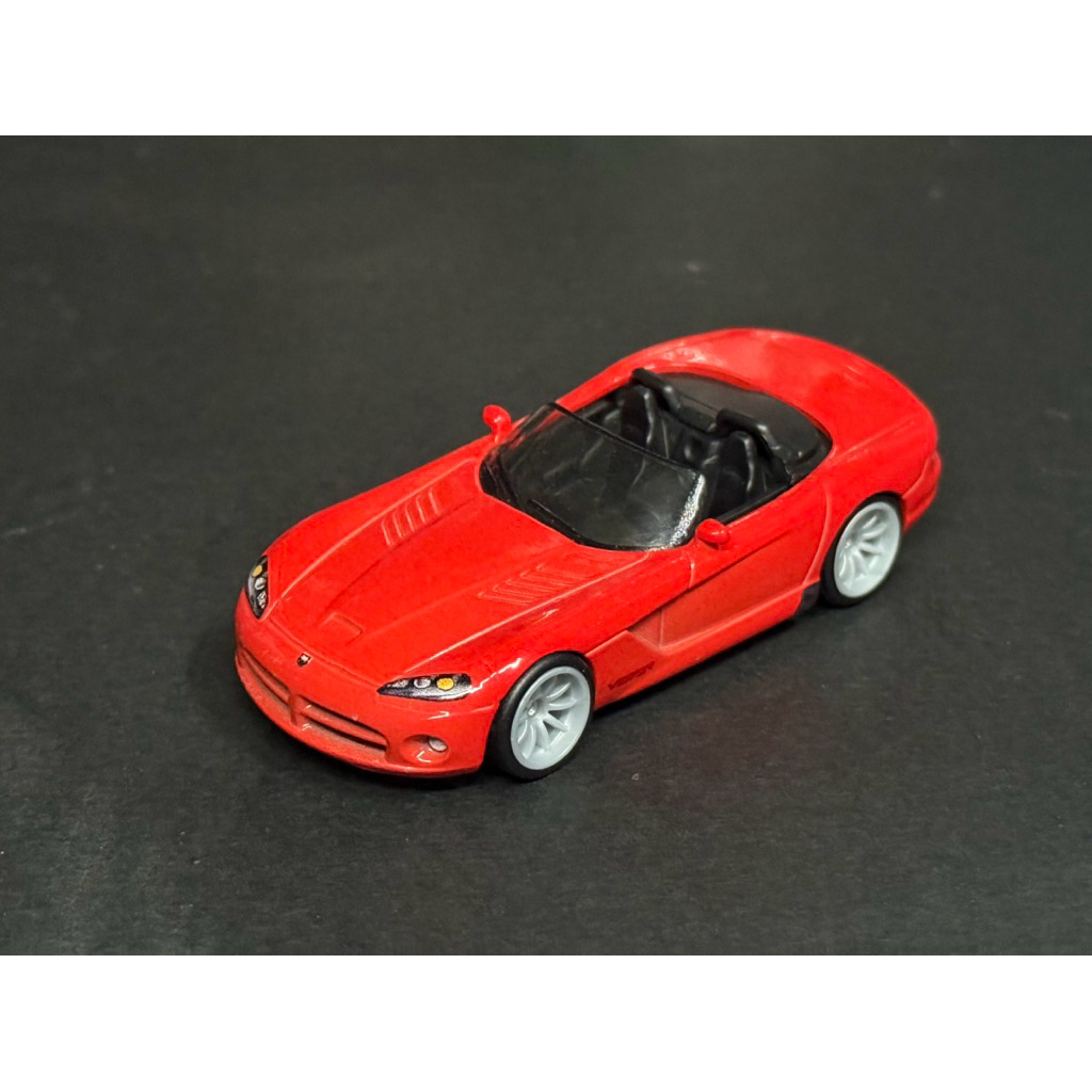 Hot wheels premium F&F 2003 Dodge Viper SRT10  นอกแพ็ค ขนาด 1:64  สภาพโอเค สินค้าพร้อมส่ง