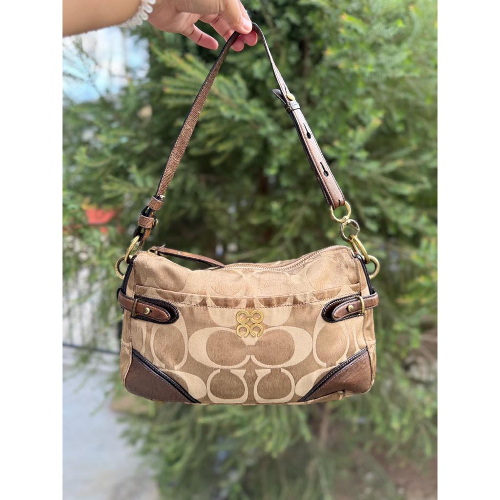Authentic 💯 | COACH PEYTON SIGNATURE CANVAS HOBO BAG