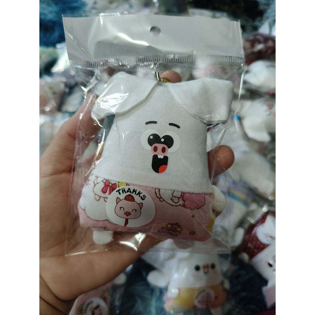 พวงกุญแจน้องหมูน่ารัก