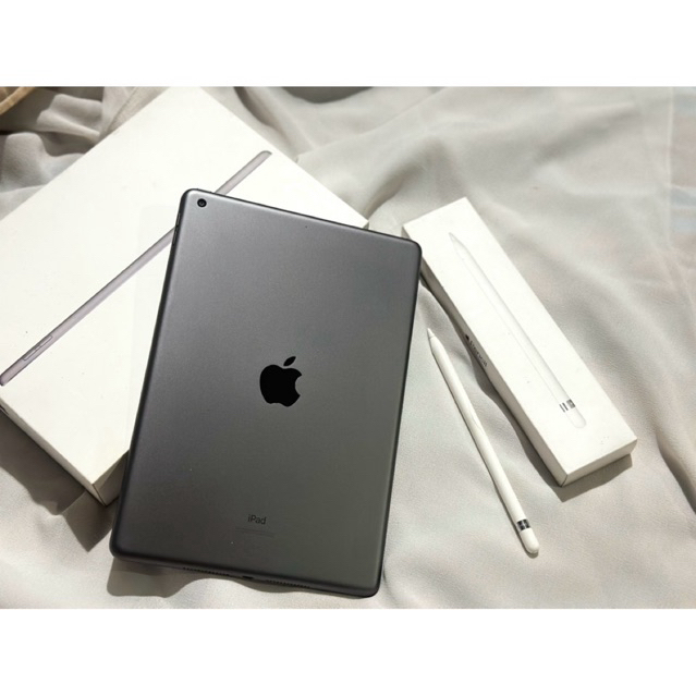 iPad Gen8 WiFi 128GB พร้อม Apple Pen 1 แถม ฟิลม์หน้าจอ10.2” มือสอง เครื่องศูนย์ไทย