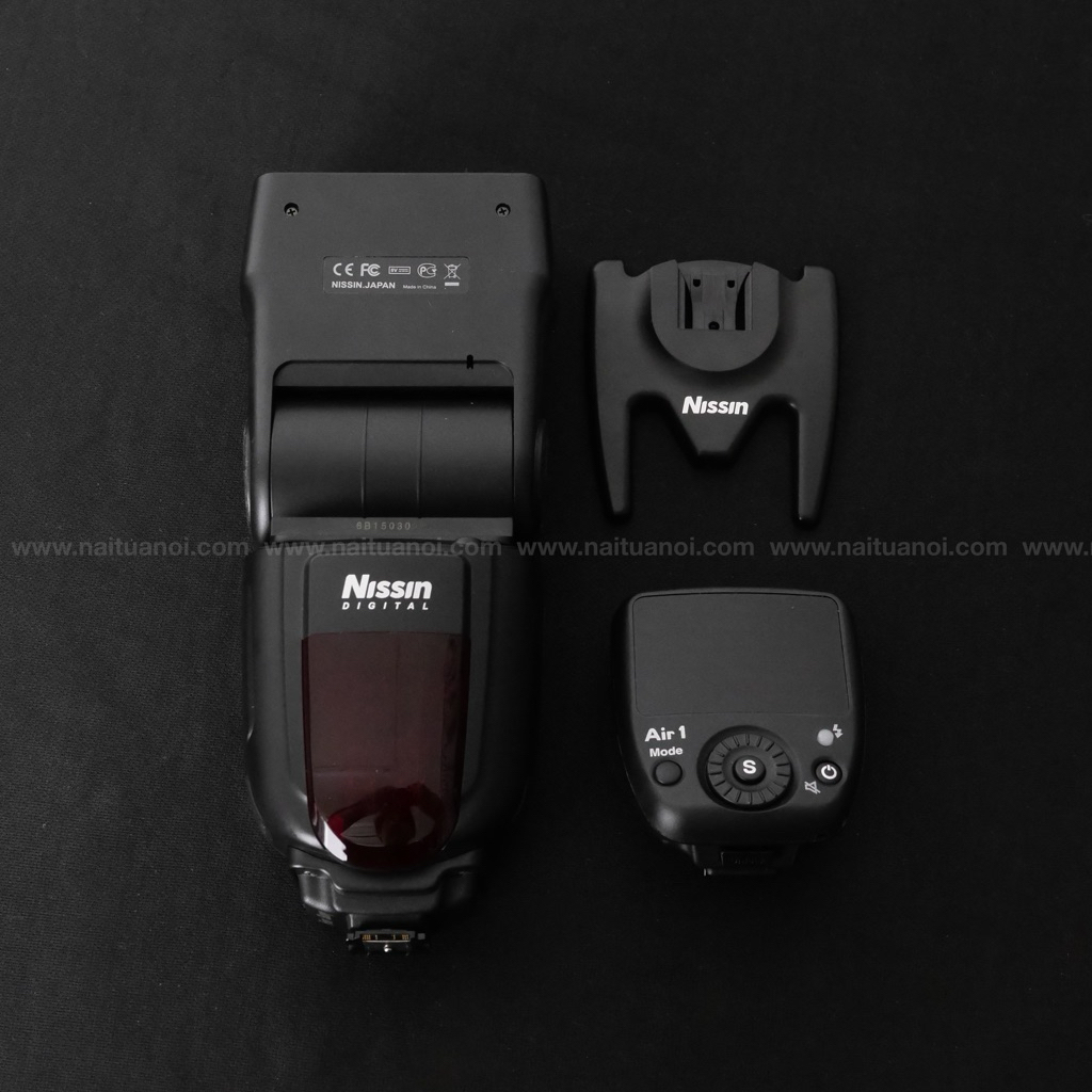 ( Used!! ) Nissin Digital Flash Di700A Black For Sony + Nissin Air 1 TTL Commander Black For Sony < 