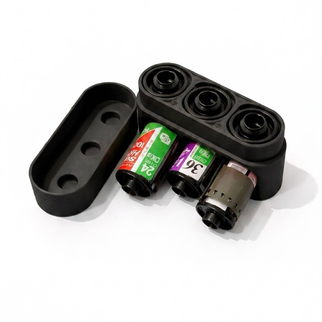 กล่องใส่ฟิล์ม 135 / Film Case 3 Rolls / กล่องเก็บฟิล์มถ่ายรูป / Film Holder 35mm