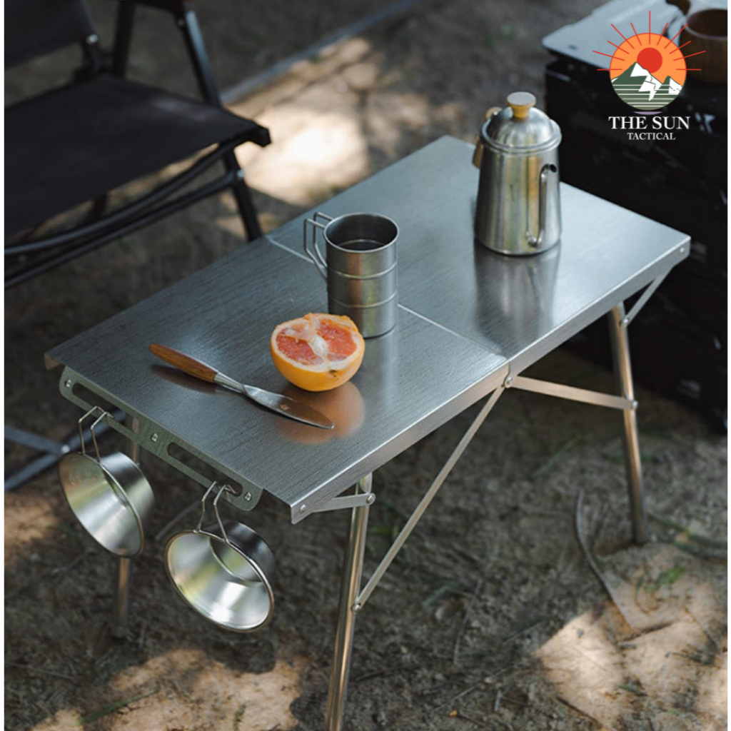 Suyin folding camping table โต๊ะตั้งแคมป์แบบพับได้
