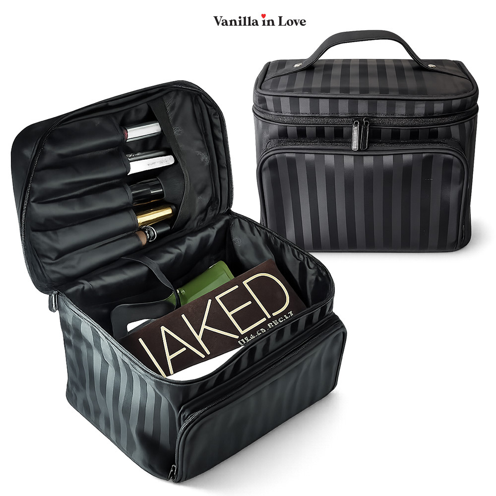 SALE BG17 Vanilla in Love Makeup Bag กระเป๋าใส่เครื่องสำอาง ขนาดพกพา สีดำ