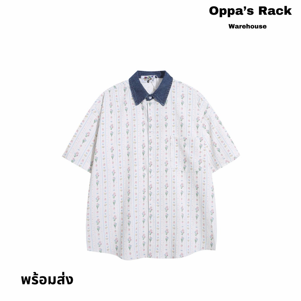 เสื้อเชิ้ตสีขาวแขนสั้นลูกฟูกคอยีน ลายดอก