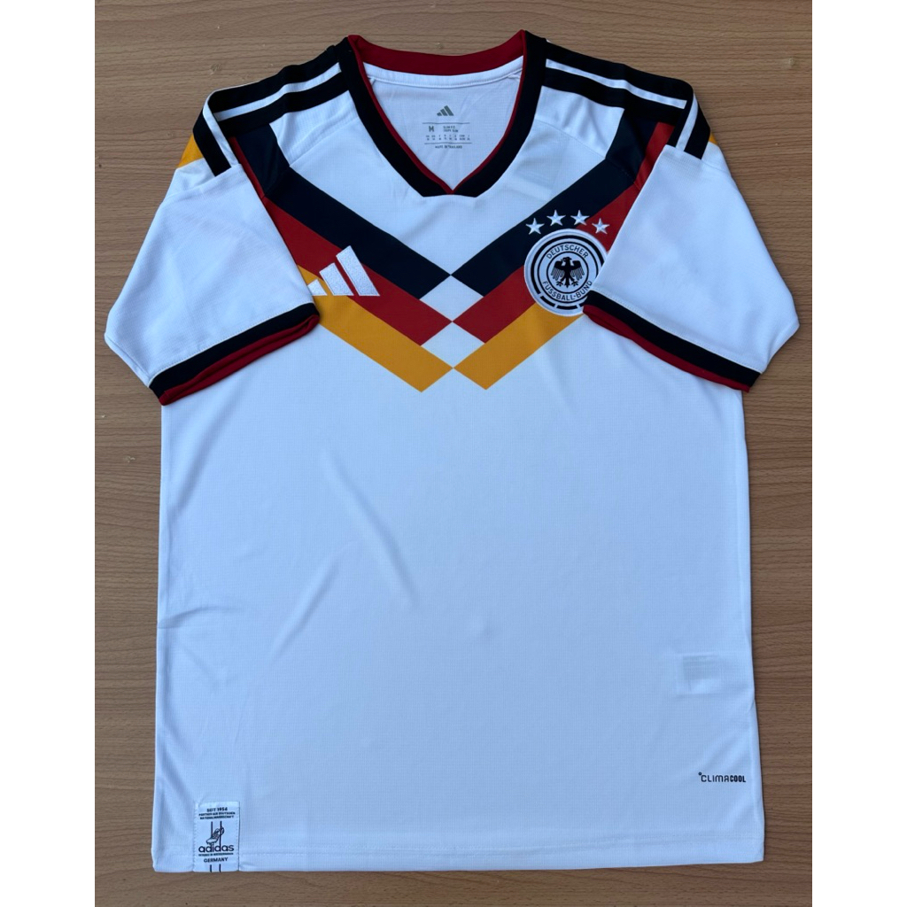 เสื้อฤดูกาลใหม่ ทีมเยอรมัน Home เสื้อกีฬา เกรดแฟนบอล 2026