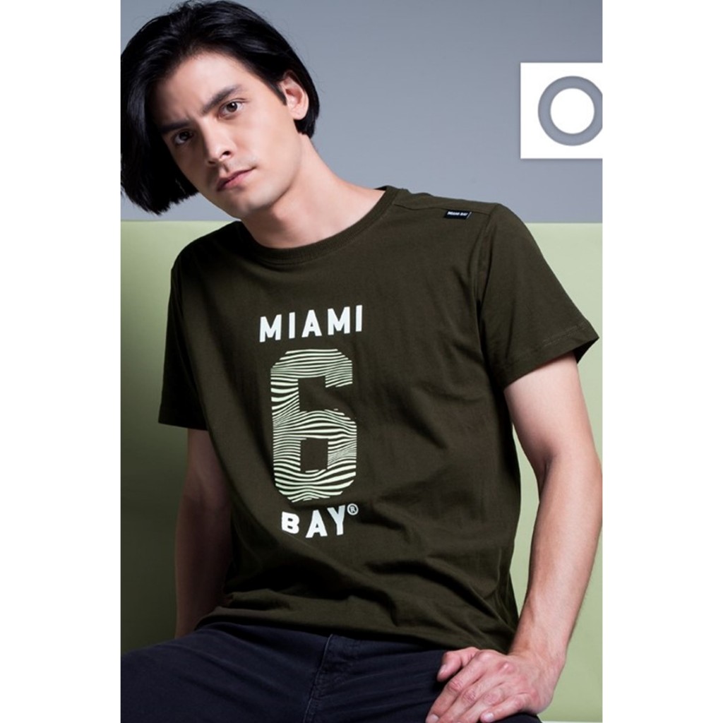 Miami Bay  เสื้อคอกลมชาย รุ่น Number 6 สีเขียวขี้ม้า