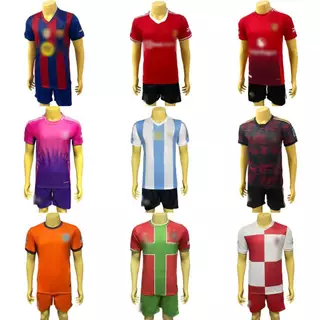 เสื้อกีฬา ชุดฟุตบอล สโมสรทีมดัง ได้เสื้อกับกางเกง เนื้อผ้าโพลีเอสเตอร์ ใส่เล่นออกกำลังกาย