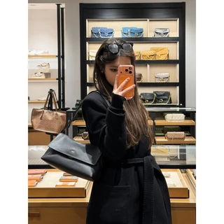 🔥 ของแท้ 100% 💖 COACH Chelsea กระเป๋าหนังวัวทรง Underarm กระเป๋าสะพายไหล่ มีทั้งไซส์เล็กและใหญ่