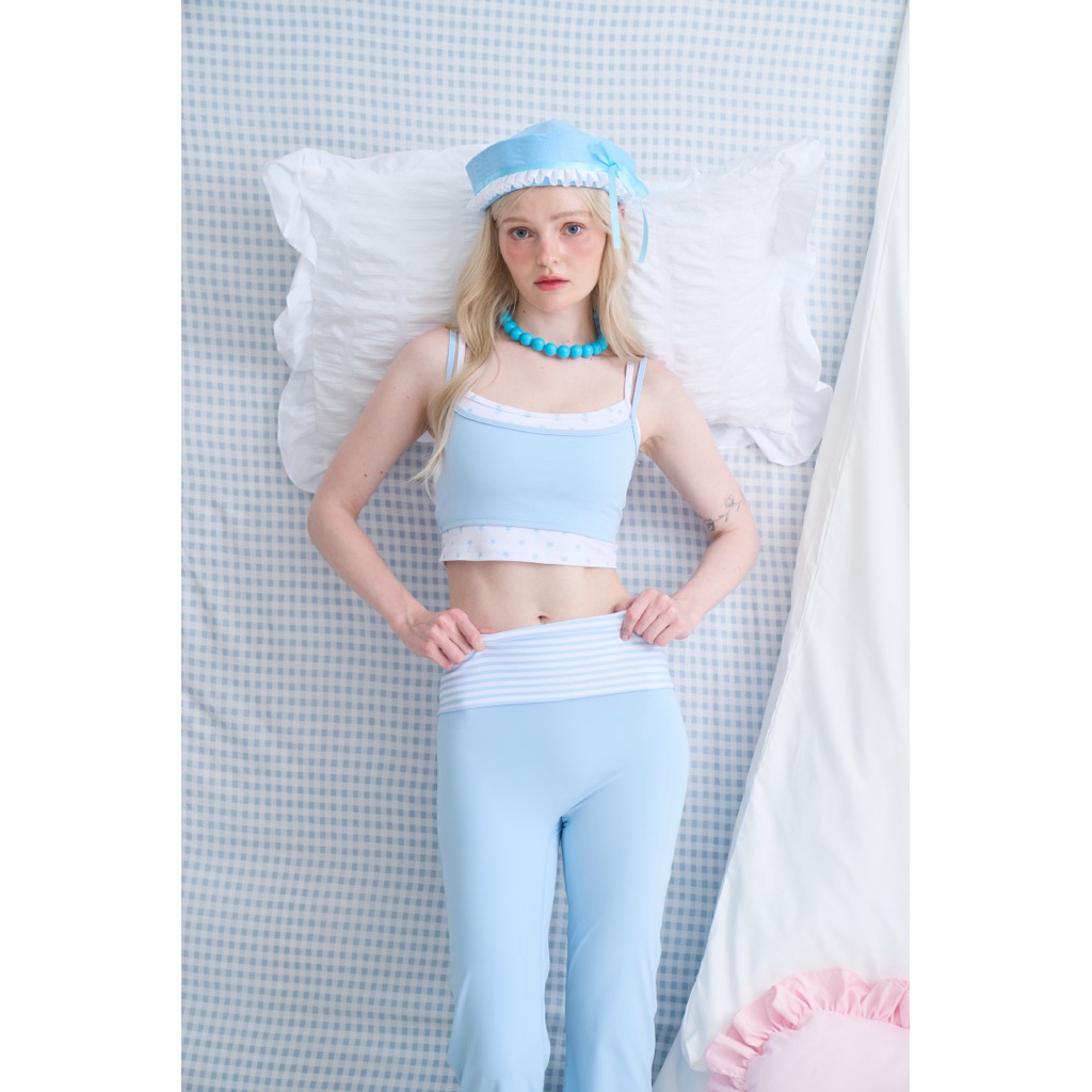 Daydreamer set: ชุดเซ็ตสปอร์ตบราพร้อมฟองน้ำในตัว กางเกงขาม้าเก็บพุง