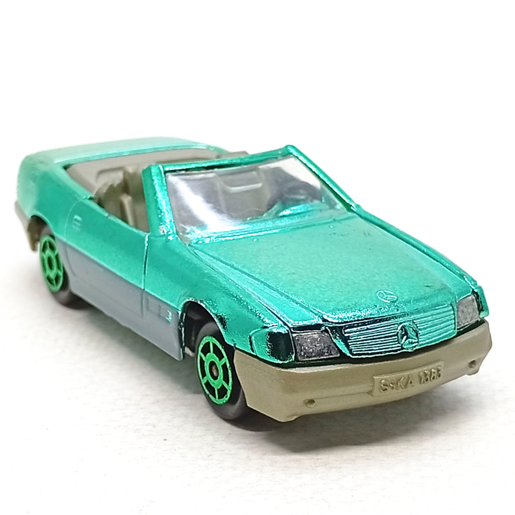 Majorette Mercedes Benz 500 SL สีเขียว Super Metallic scale 1/58 (3 inches) no Package