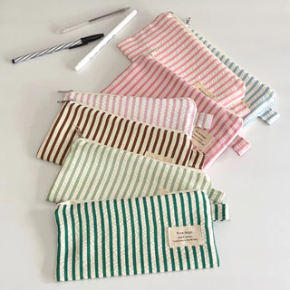 กระเป๋าดินสอลายเส้นตรง สีพาสเทลน่ารักๆ ใส่เครื่องเขียน รุ่น celene pencilbag flure.bags