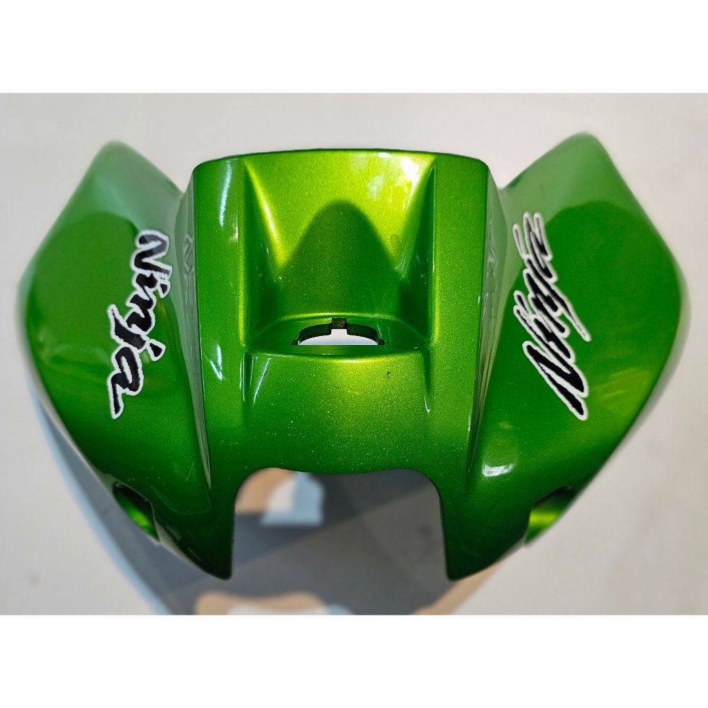 แท้!! แฟริ่งครอบถังน้ำมัน Kawasaki ER6n ,Ninja650
