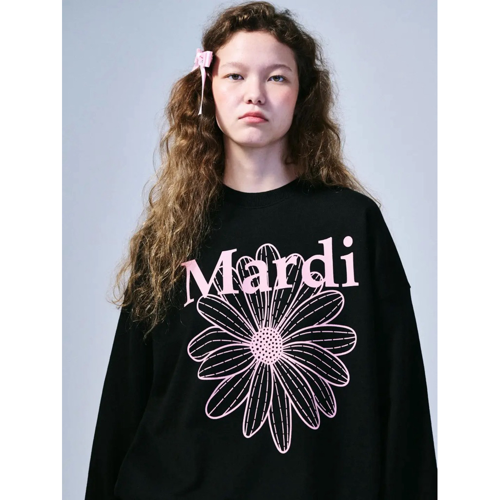 พร้อมส่งNew Mardi Mercredi Sweater Black Pink/Black Sky