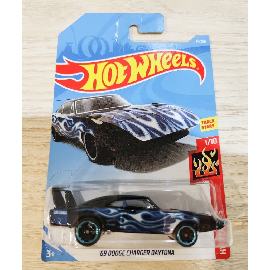 hotwheel ฮอตวีล 69 dodge charger daytona 1:64
