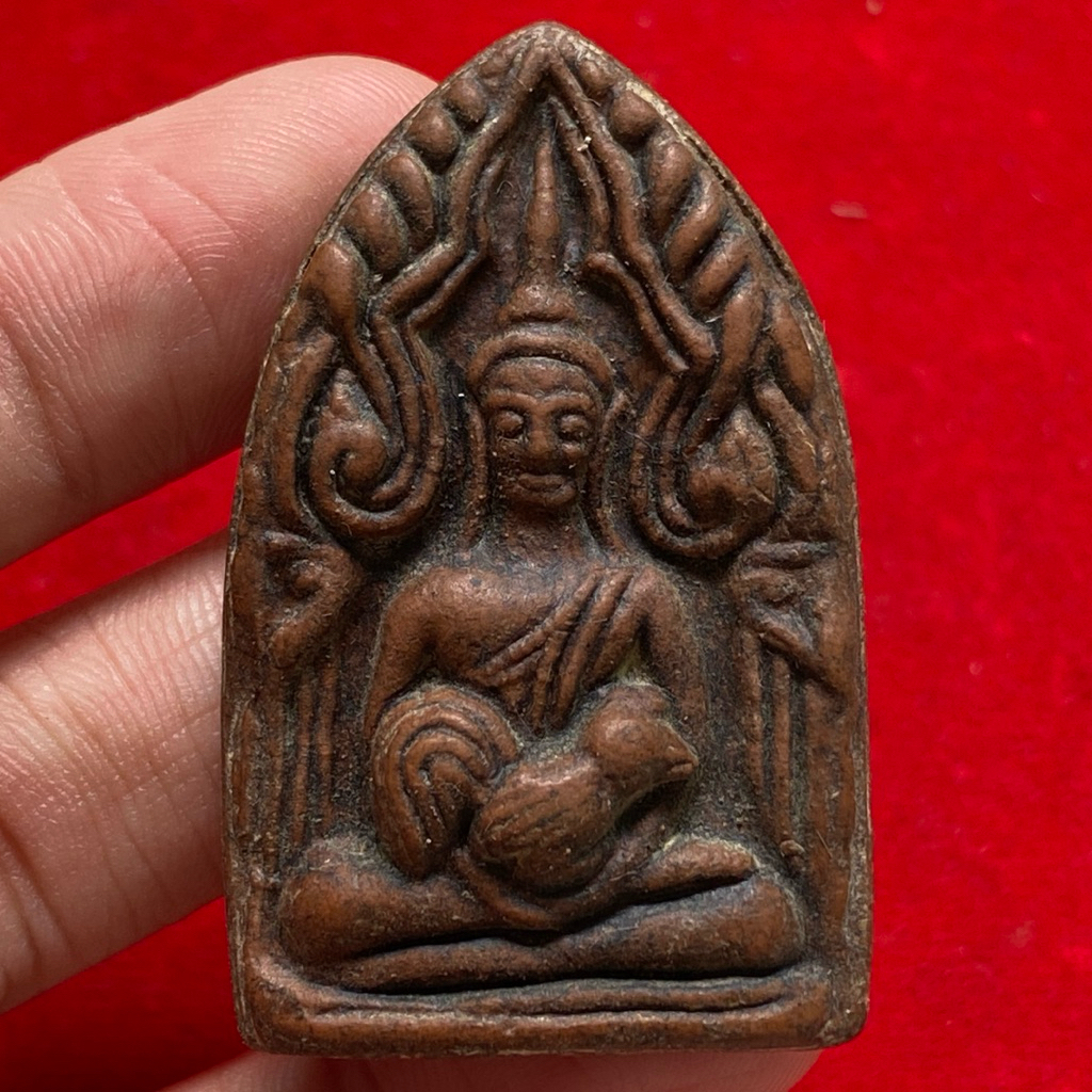 พระขุนแผนอุ้มไก่ หลวงปู่สรวง รุ่น1 พระเครื่อง วัตถุมงคลเนื้อดิน