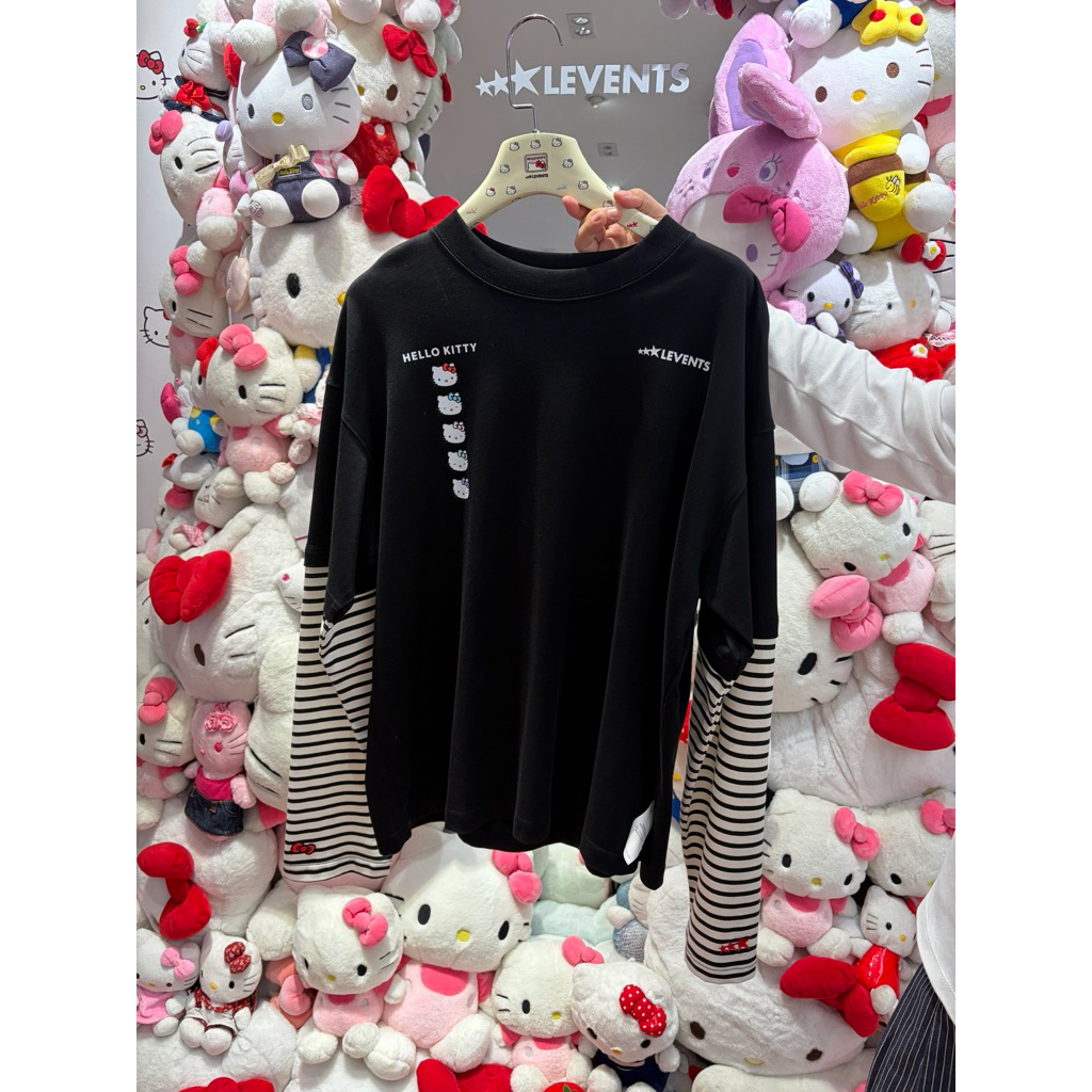 Levents® x Hello Kitty | Double Sleeves Oversized Tee/ Black