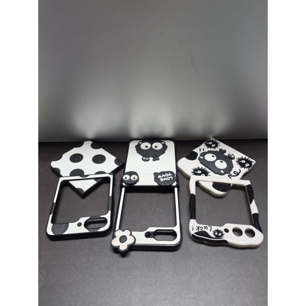 Used Case Z Flip 5 สภาพใหม่เอี่ยม