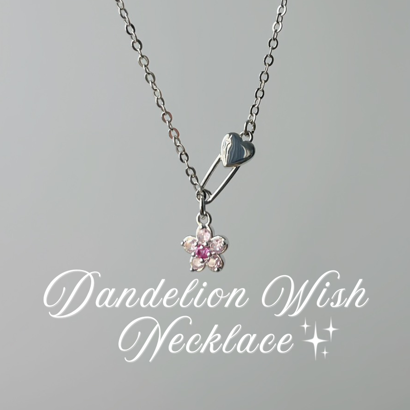 WYLD Dandelion Wish Necklace สร้อยคอดอกไม้เข็มกลัดหัวใจ
