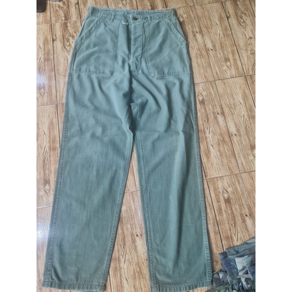 กางเกงทหารusa Vintage 70s US Army OG-107 Sateen Utility Pants Trousers เอว32"ยาว45"ปลายขา8.5" Milita