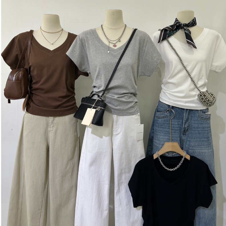 M2189 เสื้อยืดคอวีรุ่นฮิต ไอเท็มกันตายที่ทุกคนต้องมี ทรงสวย เนื้อผ้ายืดหยุ่น