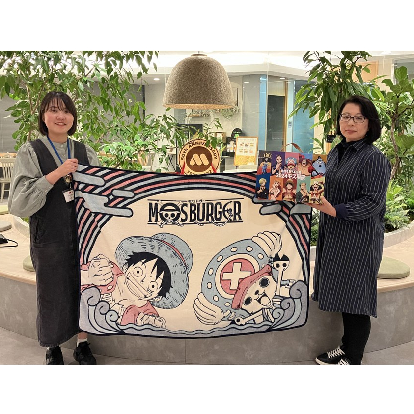 ผ้าห่มขนนุ่ม ผืนใหญ่ onepiece x Mos burger ลิขสิทธิ์แท้จากญี่ปุ่น นำเข้าจากญี่ปุ่น