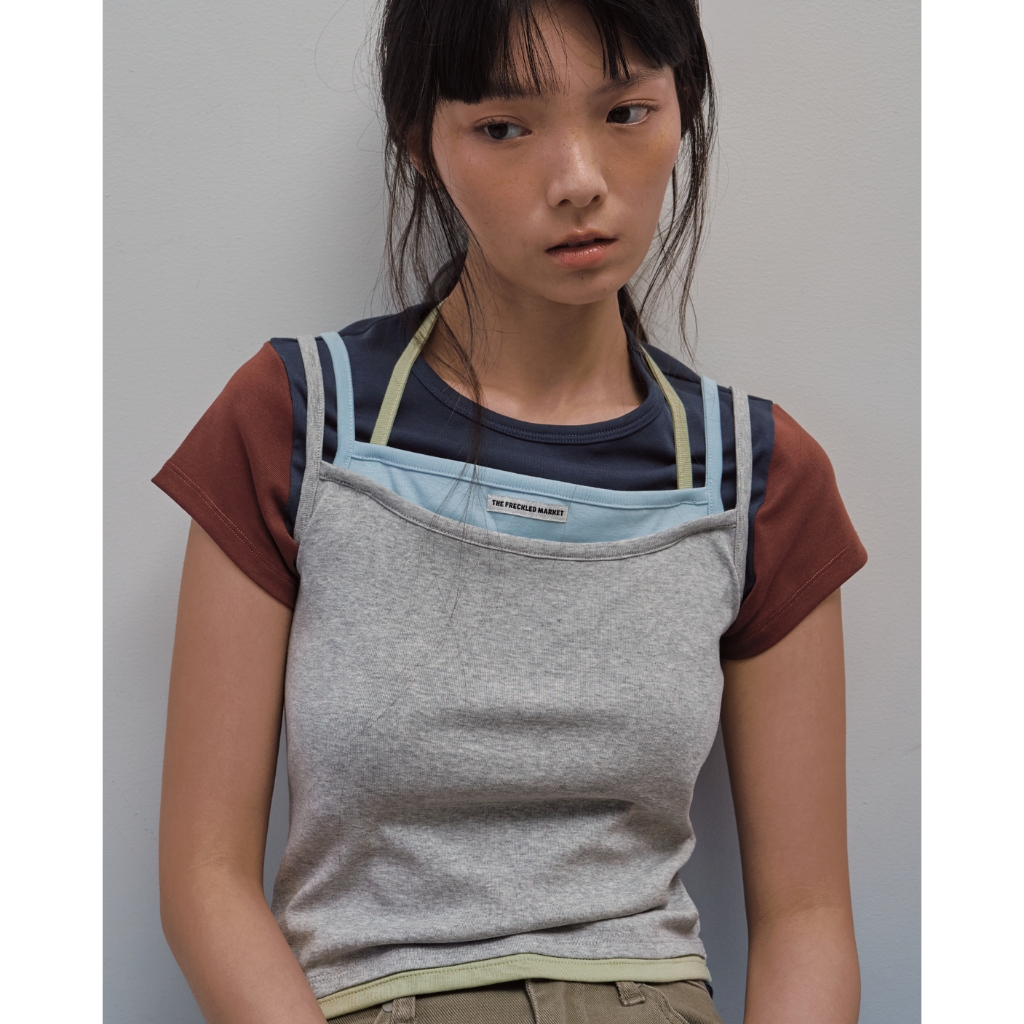 The Freckled Market - Contrast Strap Camisole เสื้อสายเดี่ยวแต่งผ้าสองสี