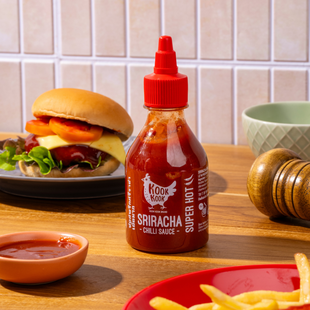 ซอสพริกศรีราชา สูตรเผ็ดมาก KOOK KOOK Sriracha Super Hot Sauce | 240 g.