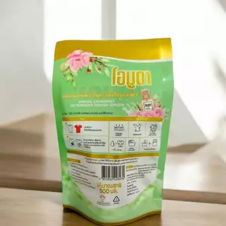 น้ำยาปรับผ้านุ่ม โอมูดา ผลิตภัณฑ์ปรับผ้านุ่ม 500 ML./ถุง กลิ่นหอมติดเนื้อผ้าเหมือนอยู่ในสวนดอกไม้