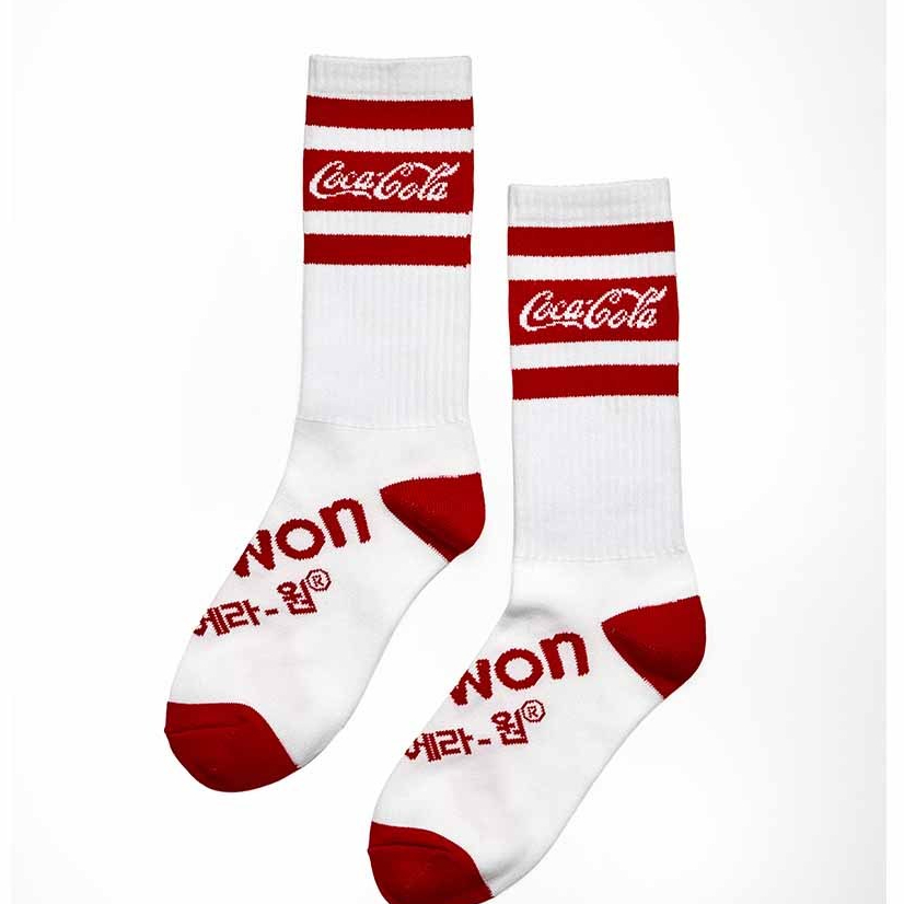 era-won | Coca Cola Socks era-won สำหรับคุณผู้ชาย และ คุณผู้หญิง สีแดง/ขาว