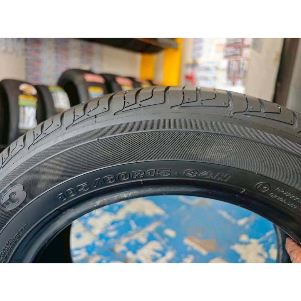 ยางเปอร์เซ็นต์ ยางมือสอง Maxxis ขนาด 185 60 R15 ปี23 ราคา 253 บาท